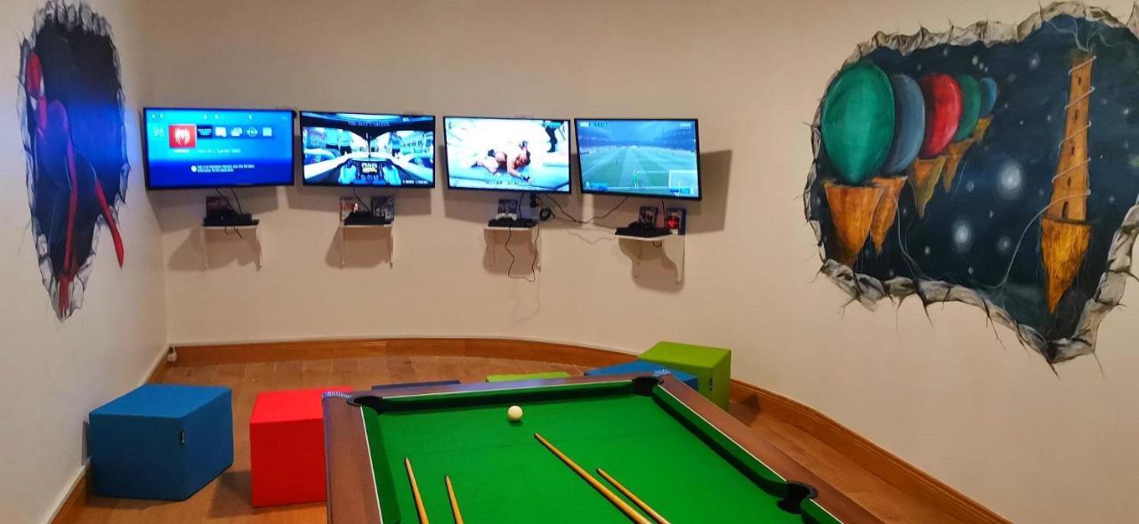 אניסקרון Diamond Coast Hotel מראה חיצוני תמונה