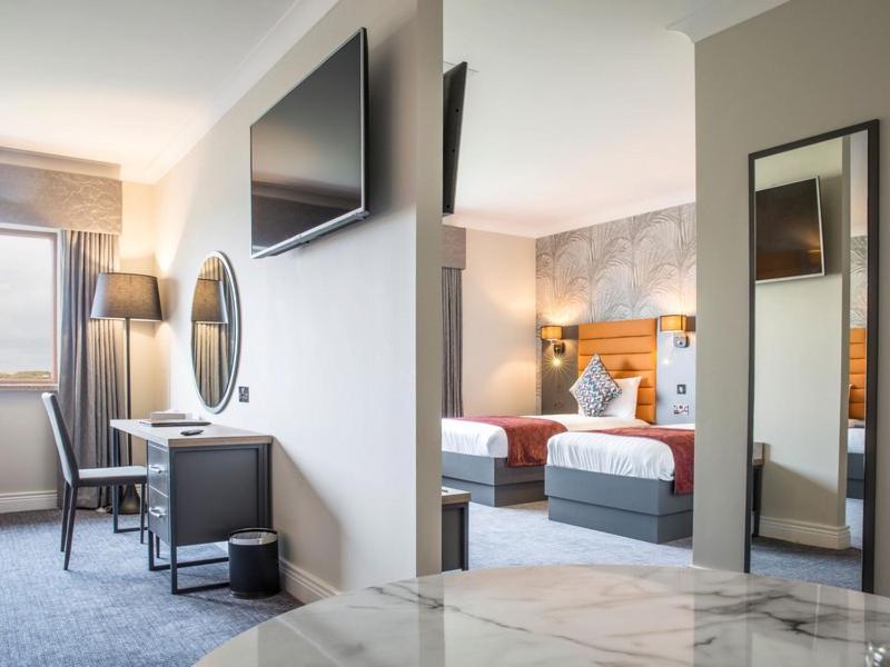 אניסקרון Diamond Coast Hotel מראה חיצוני תמונה