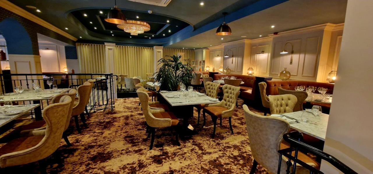 אניסקרון Diamond Coast Hotel מראה חיצוני תמונה