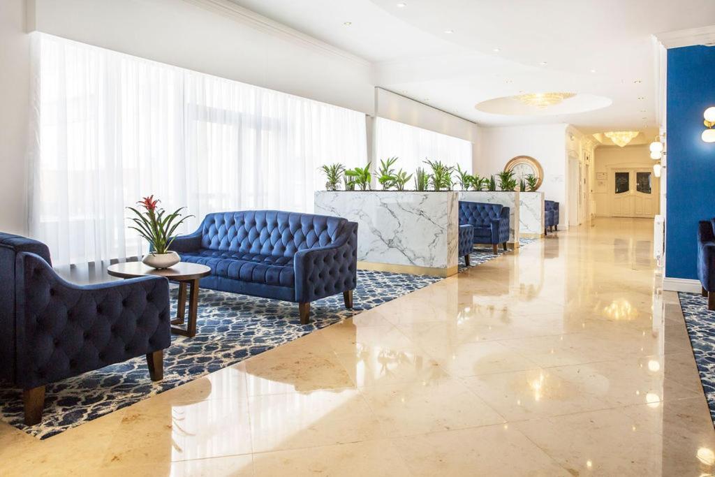 אניסקרון Diamond Coast Hotel מראה חיצוני תמונה