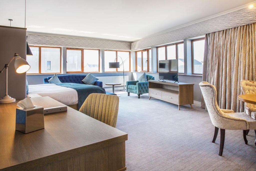 אניסקרון Diamond Coast Hotel מראה חיצוני תמונה