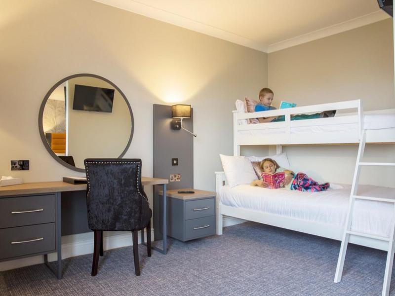 אניסקרון Diamond Coast Hotel מראה חיצוני תמונה
