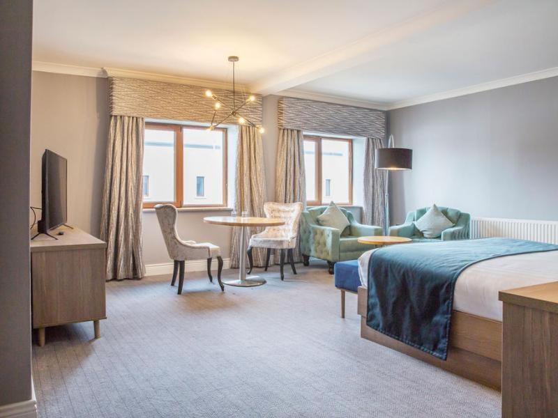 אניסקרון Diamond Coast Hotel מראה חיצוני תמונה